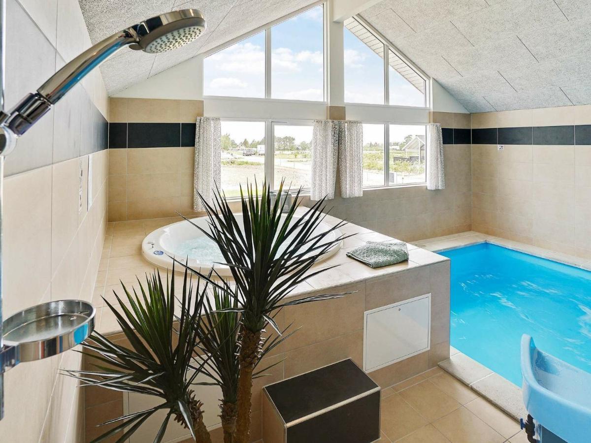 18 Person Holiday Home In Bogense Εξωτερικό φωτογραφία